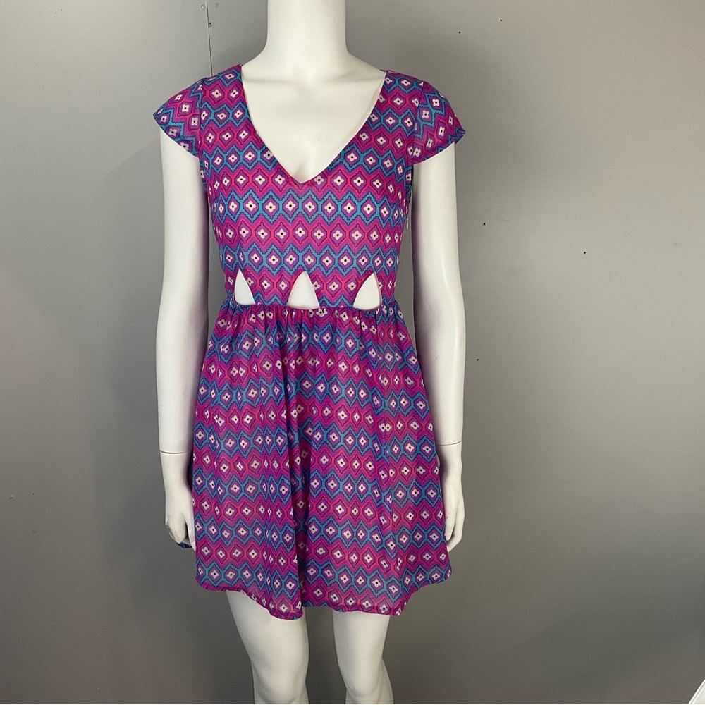 Lulu’s Dress Mini Sundress Peek A Boo Short Sleeve Short Pink Purple Small